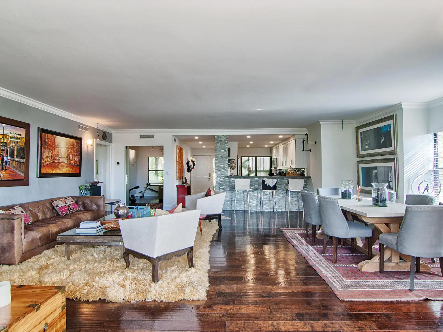 2735 Polo Island Dr — Photo 2
