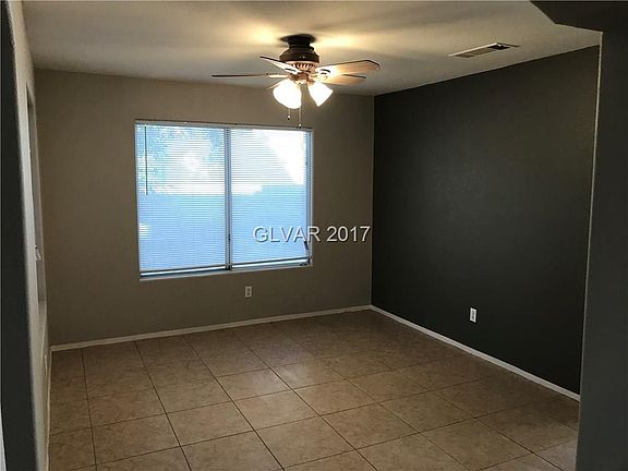 4th image of 5720 Royal Castle Ln