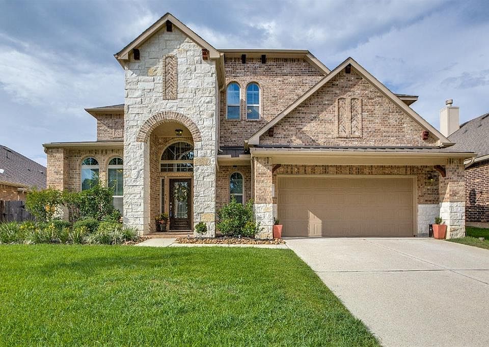 1st image of 8486 Coral Cove Pass Ln