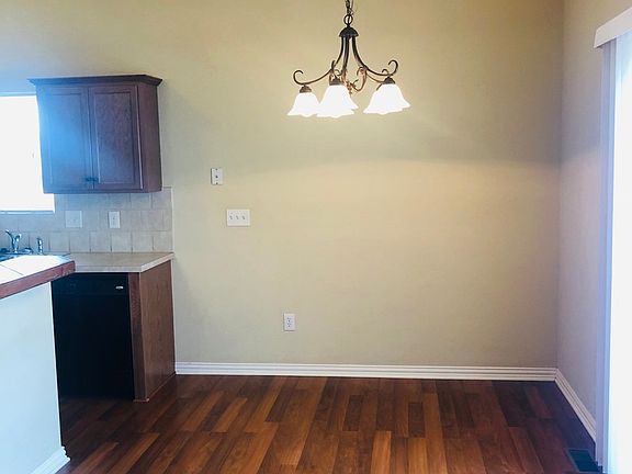 4th image of 1812 Lydia Ln