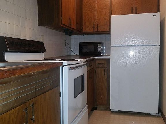 4th image of 1400 Garfield St