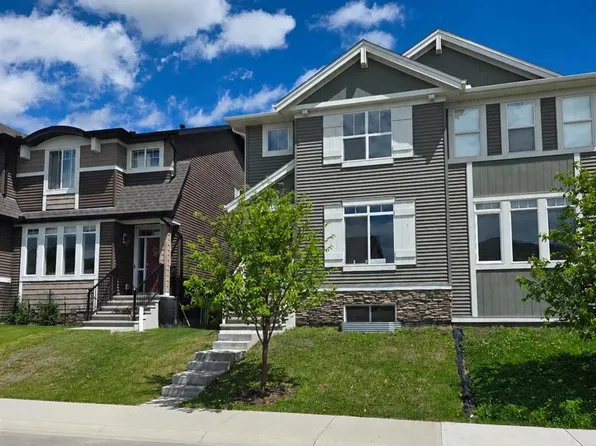 18 S Willow Cres, Okotoks, AB T1S 5S2