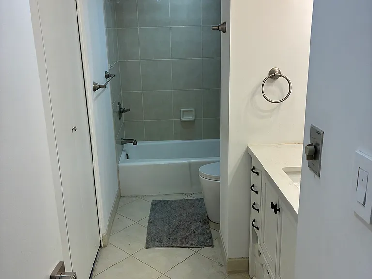 20536 Valley Forge Cir — Photo 5