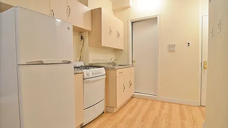 Rented by Park Property Advisors