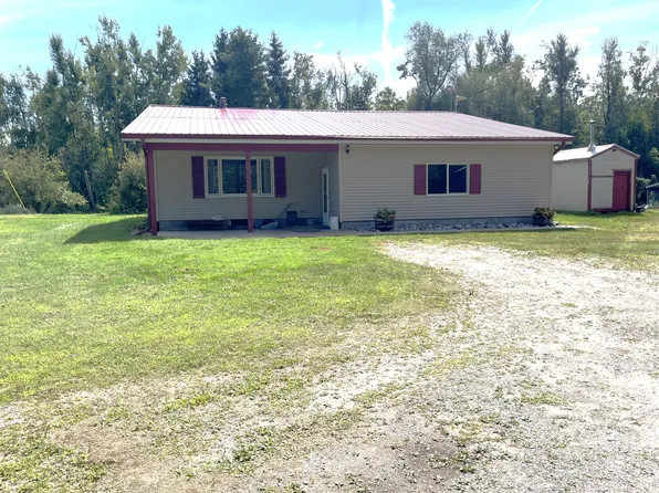 8991 N Black River Rd, Cheboygan, MI 49721