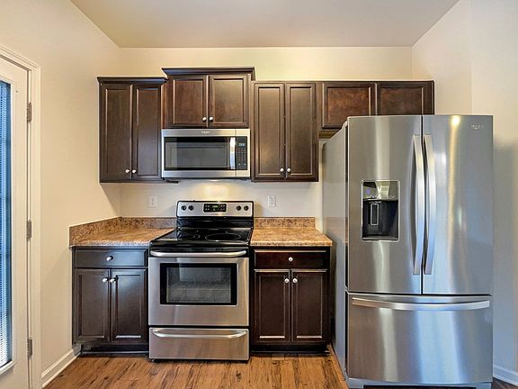 2nd image of 8940 Bradstreet Commons Way