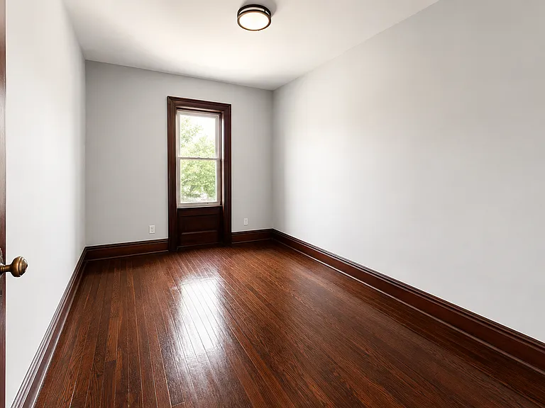 205 E Prospect Ave — Photo 23