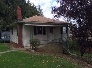 11387 Orchard Dr, North Huntingdon, PA 15642