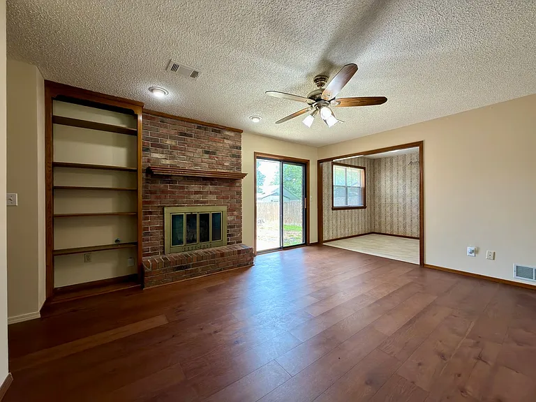 9612 Apple Gate Dr — Photo 5