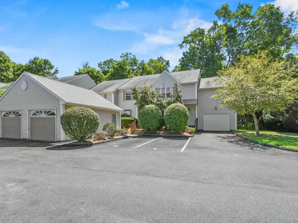 3409 Whitney Avenue APT 2, Hamden, CT 06518