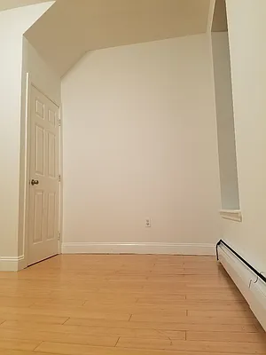 Rented by Scott Kinder, LREB | media 27