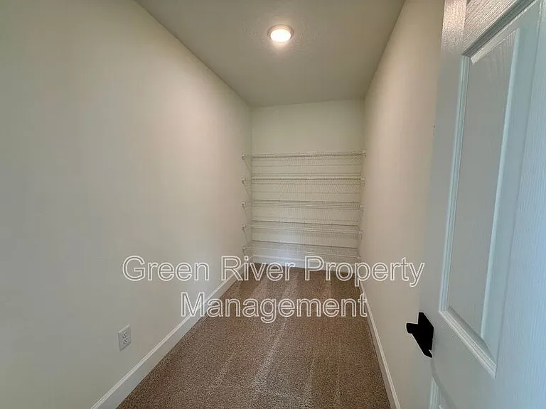 3435 Auvenshine Way — Photo 32