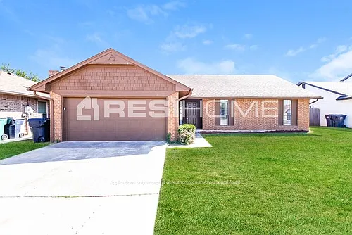 8340 NW 109th Ter Photo 1