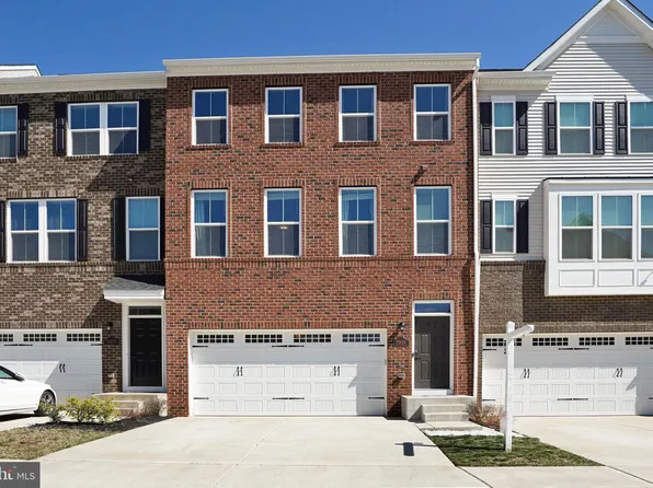 7819 Cove Point Dr, Manassas, VA 20109