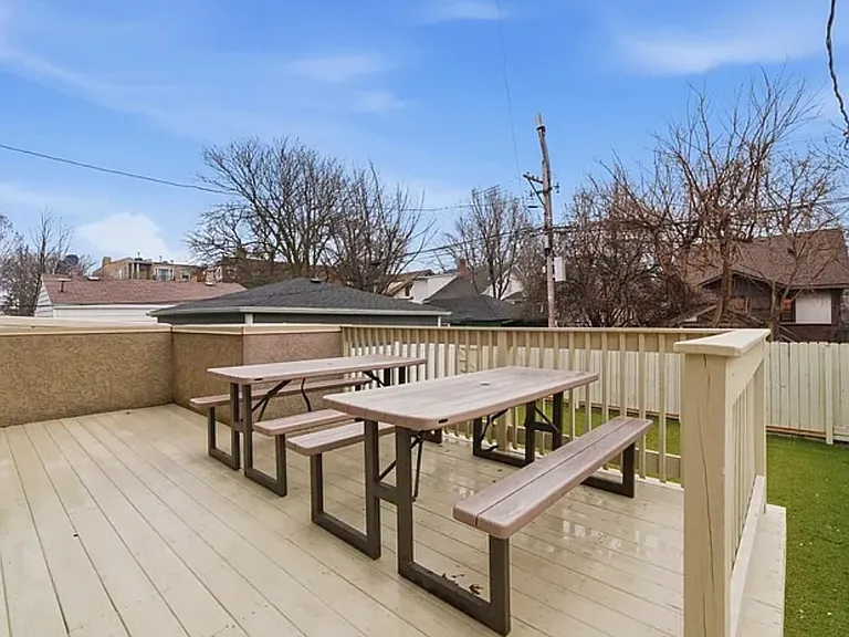 4545 N Lawndale Ave — Photo 16