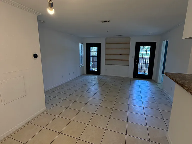 224 Afton Sq #108 — Photo 8