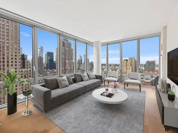 310 W 52nd St APT 20B, New York, NY 10019