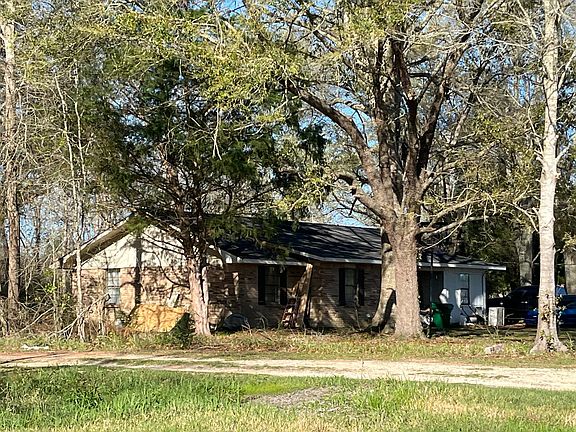 3rd image of 25004 Rosedale Church Rd
