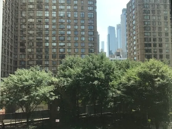 400 West 63rd Street image 6 of 12