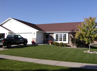 287 Westbrook Dr, Oshkosh, WI 54904