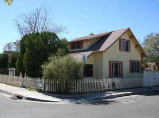 823 8th St NW, Albuquerque, NM 87102