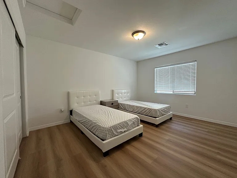640 Stone Hammer Ave — Photo 12