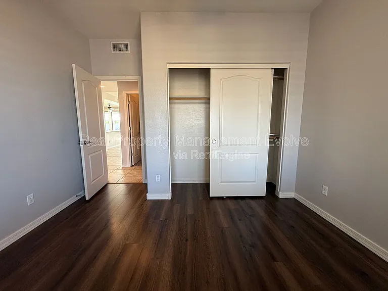 4287 S Kimberlee Dr — Photo 21