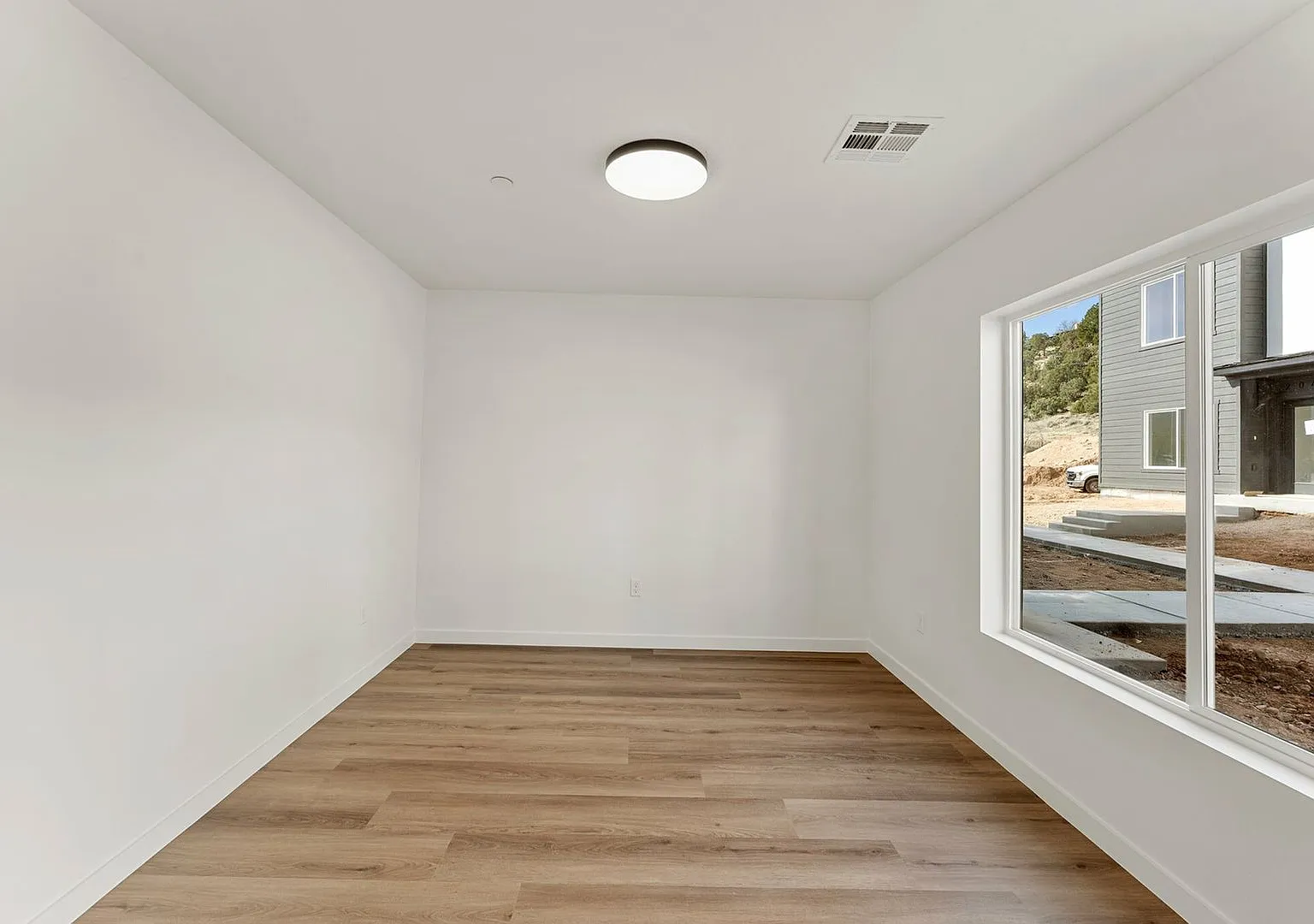 Coal Creek Townhomes — Photo 3