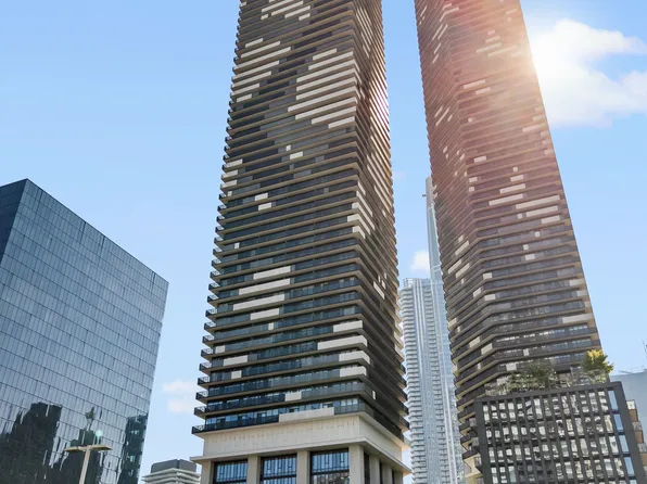 138 Downes St #909, Toronto, ON M5E 0E4