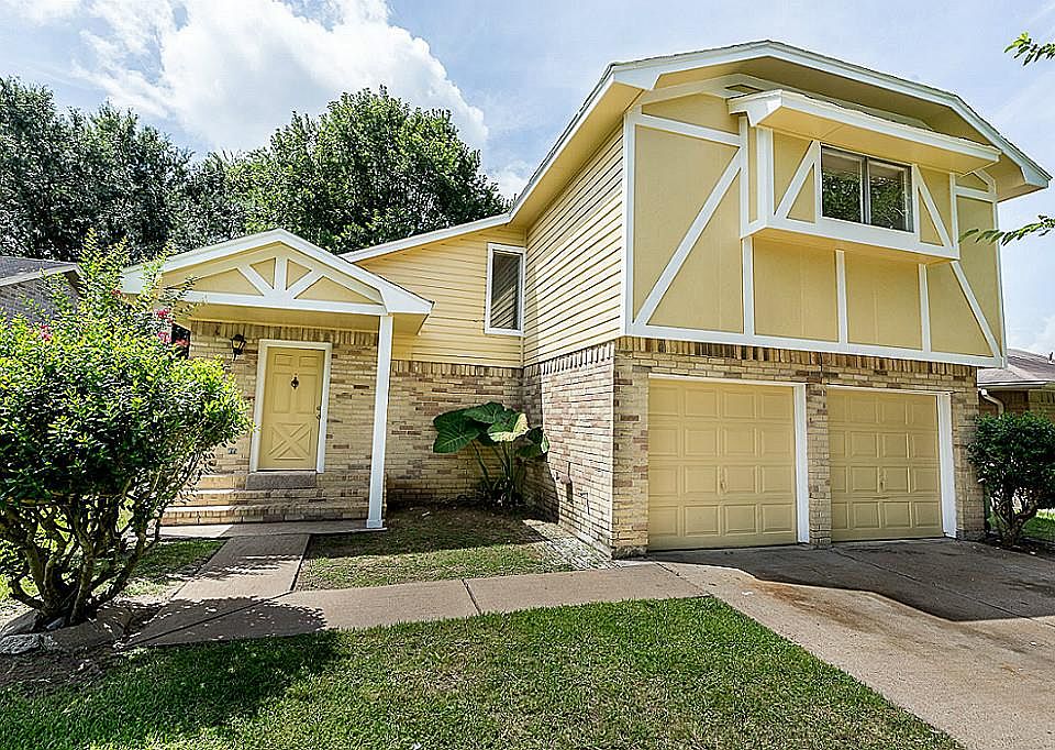 1st image of 17107 Costero Dr