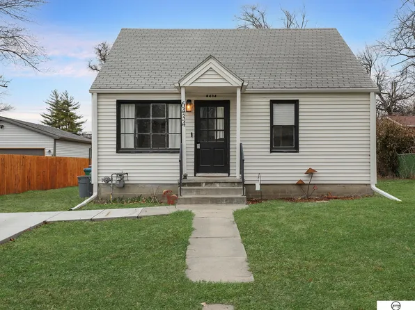 6434 X St, Lincoln, NE 68505