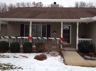 2060 Friar Tuck Cir, Adrian, MI 49221