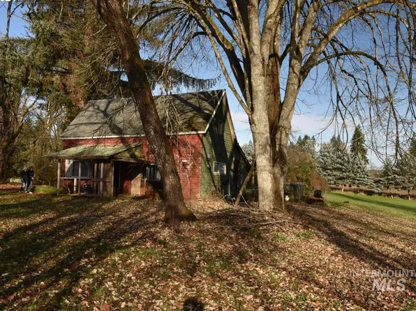 34345 Bennett Rd, Warren, OR 97053