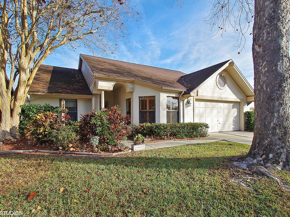 1st image of 300 Alba Ln