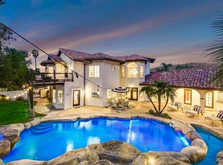 2444 Flametree Rd, Vista, CA 92084