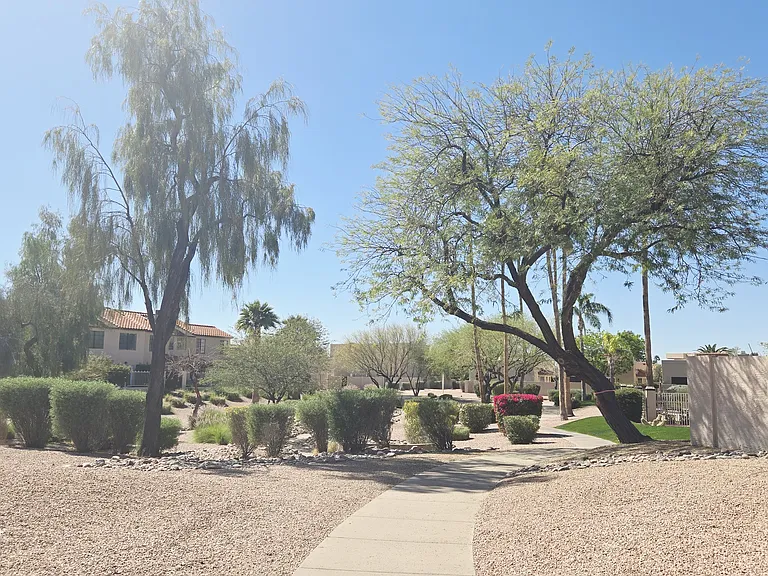 10961 E Hope Dr — Photo 21