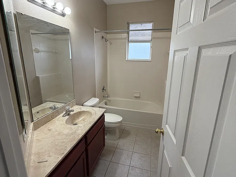 Bedroom 2 Bathroom