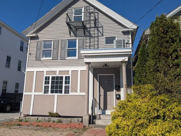 243 Appleton St, Lowell, MA 01852