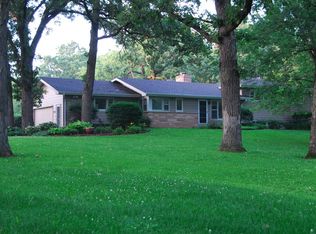 4718 Crystal Lake Ave, Crystal Lake, IL 60014