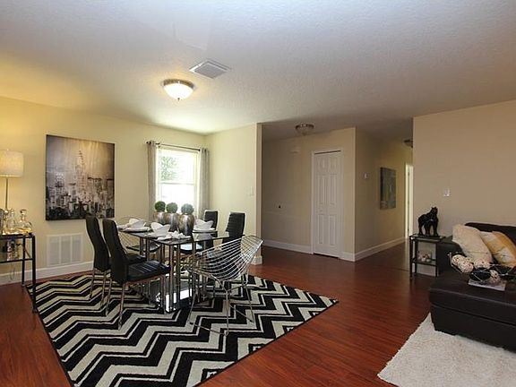 4th image of 7101 Ivy Ct