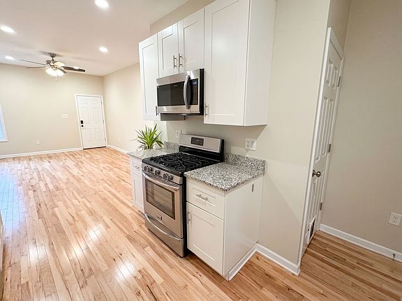 5th image of 294 46th St
