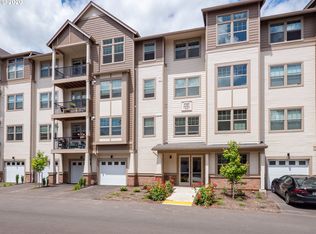 17137 SW Appledale Rd #303, Sherwood, OR 97140