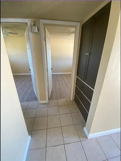 1700 Lincoln St #3 — Photo 6