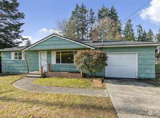 3552 Grandview Dr W, University Place, WA 98466