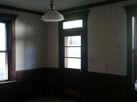 BDRM ENTRANCE TO UPPER PORCH