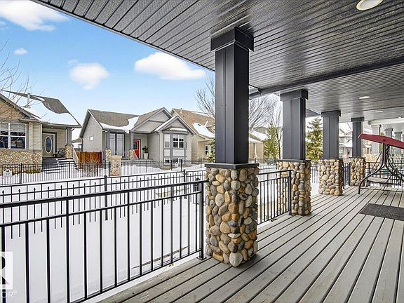 5th image of 16 Chaplin Ln