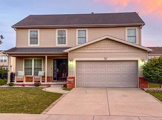 2995 Wolf Creek Ln, Normal, IL 61761