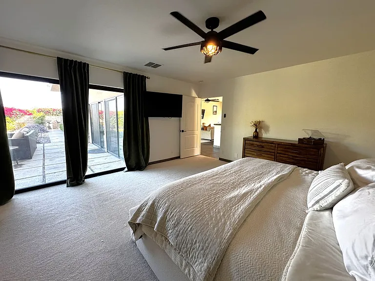 42755 Santiago Pl — Photo 14