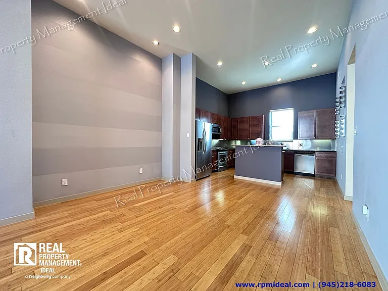 732 Cannen John Ln — Photo 10
