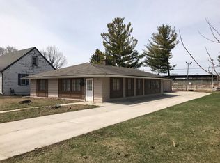 326 Bishop Ave, Plymouth, WI 53073